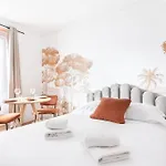 Studio Metro Nation - Oasis - Iii Apartment